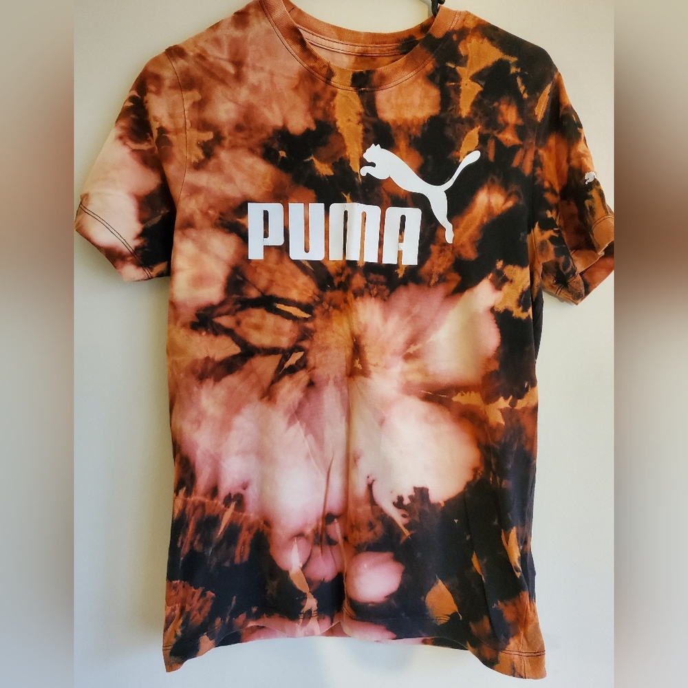Rverse tie dye Puma shirt